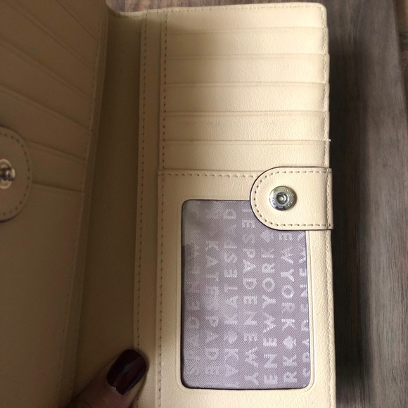 Kate Spade wallet - Picture 10 of 11